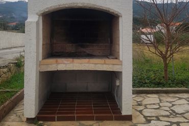 Outdoor grill